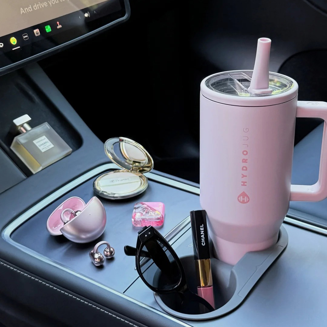 HydroJug car cup holder
